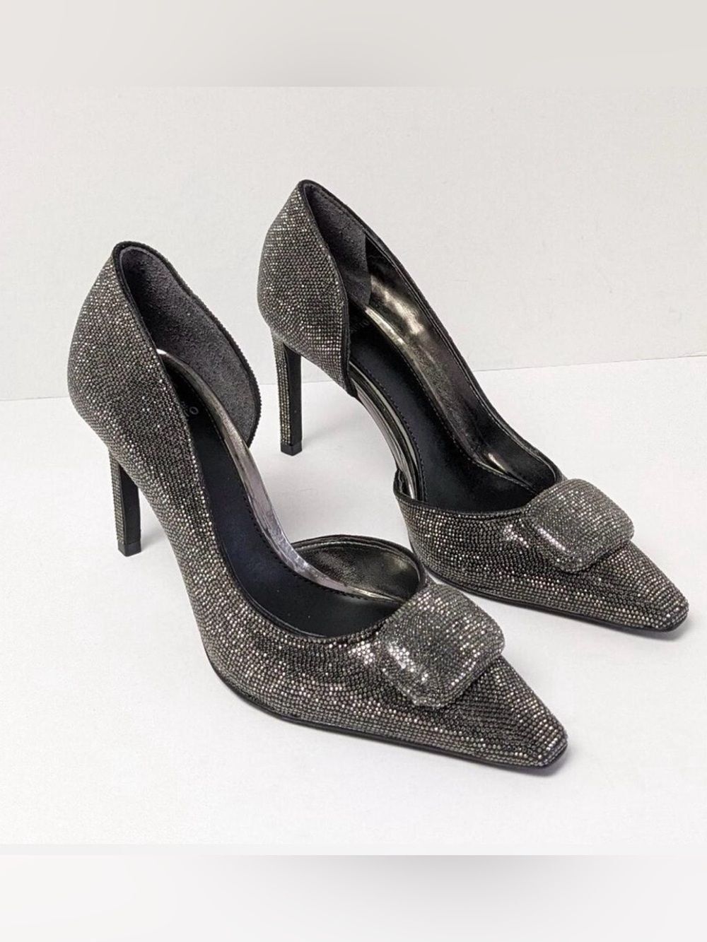 Vince Camuto Glitter Embellished Gray/Silver Pumps(Size 9M)